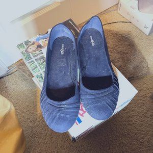 East 5th Avenue Navy Blue Flats